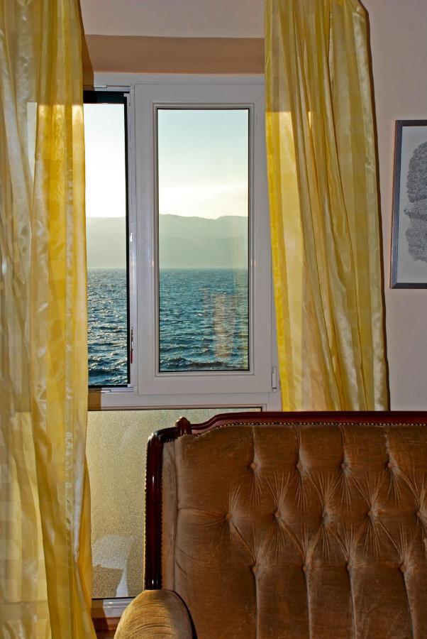 Hotel Palace Vrkljan Karlobag Oda fotoğraf